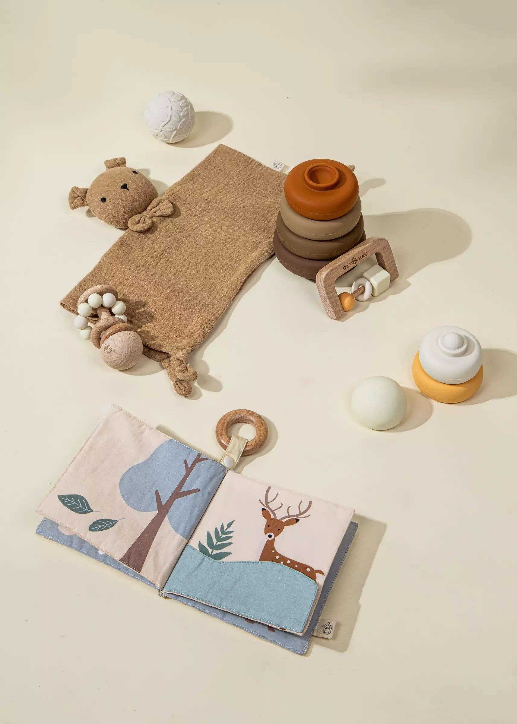 Baby First Toys Geschenkdoos | Met rammelaar, sensorisch boek en stapelspeelgoed
