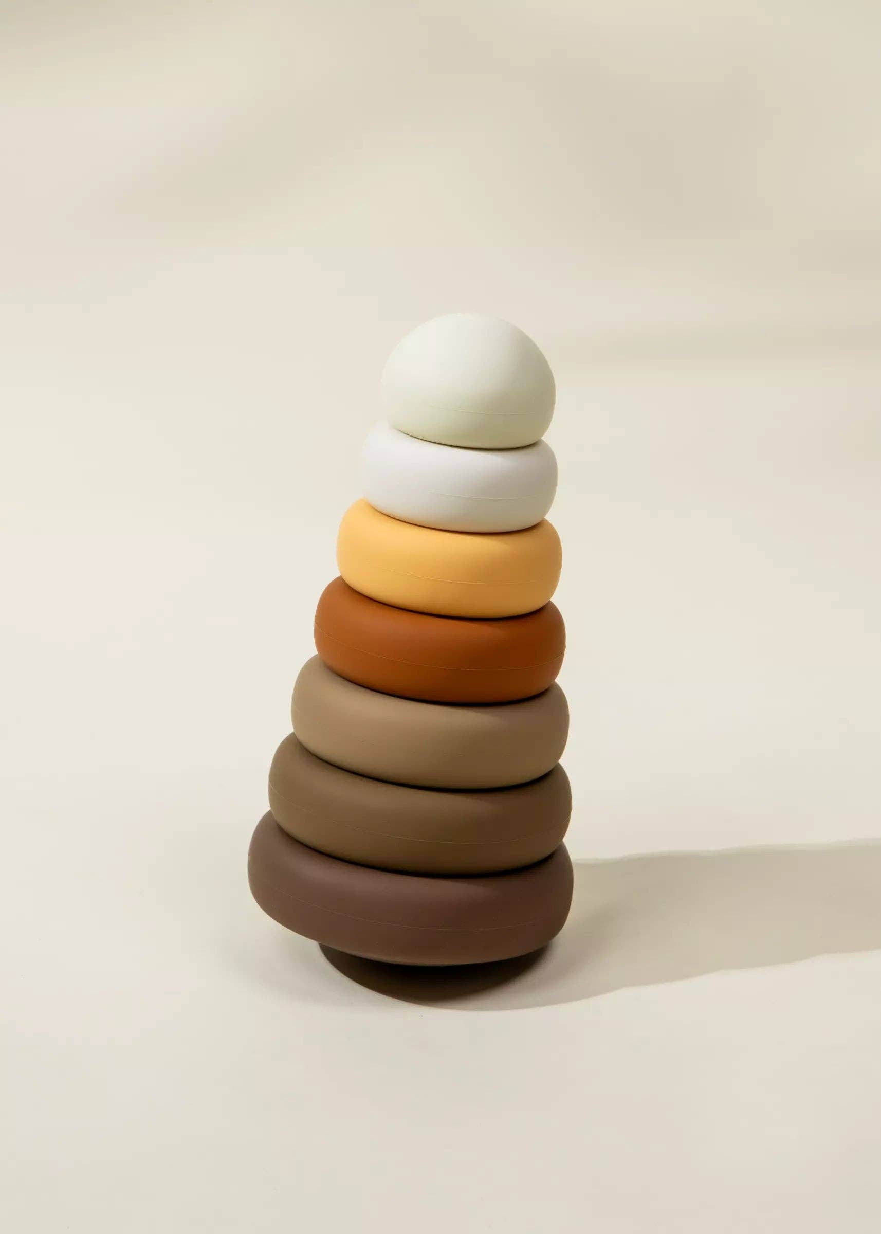 Baby First Toys Geschenkdoos | Met rammelaar, sensorisch boek en stapelspeelgoed